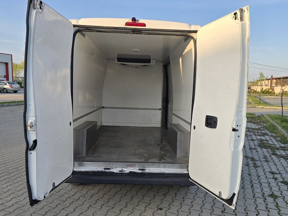 Vând Citroen jumper frigorific