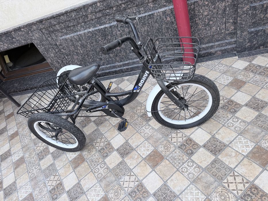 Детский велосипед хорошем состаяние