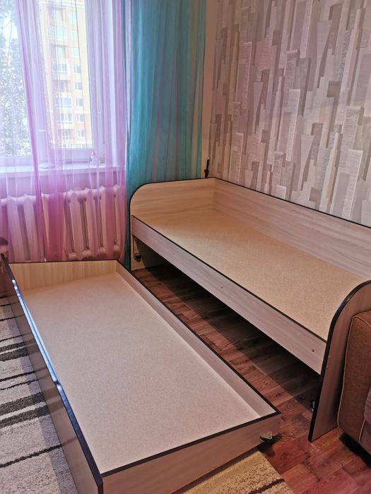 Кровать двухъярусная