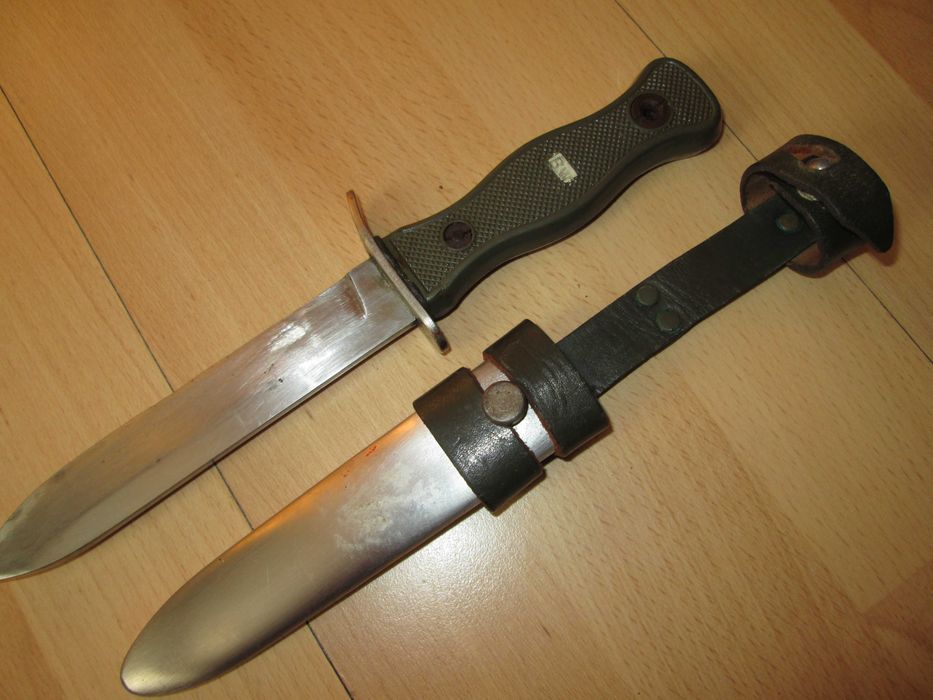 Боен Нож  1970те HSK70 Германия