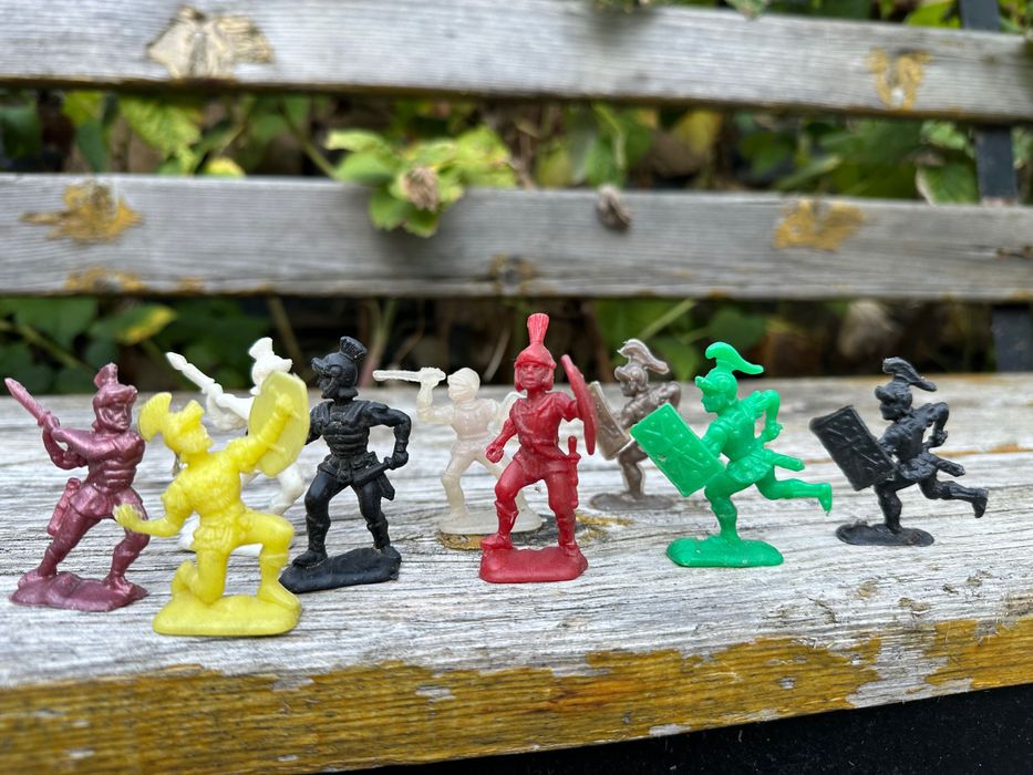 Пластмасови войници