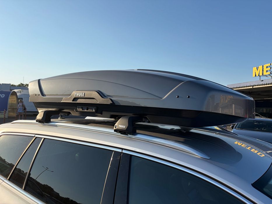 Комплект автобокс Thule Motion XT Alpine Titan + Напречни греди Thule Edge Flush Rail 7206