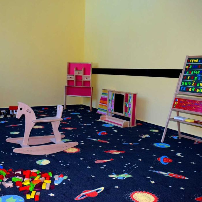 Продавам Хотелски Комплекс "Тодорини Кукли"