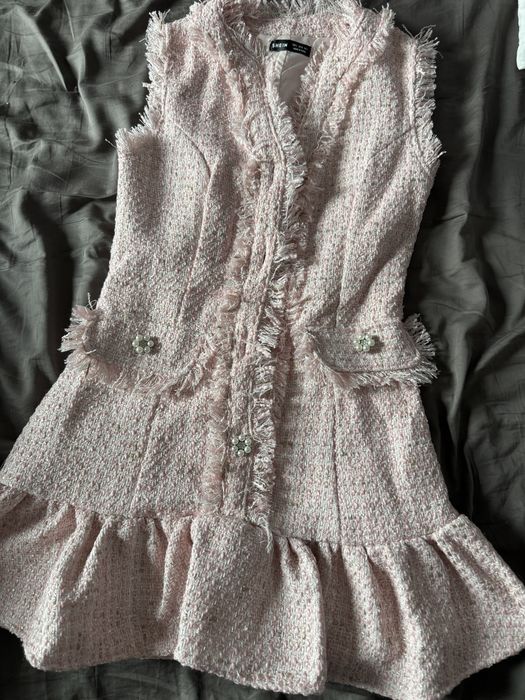 Розова рокля SHEIN