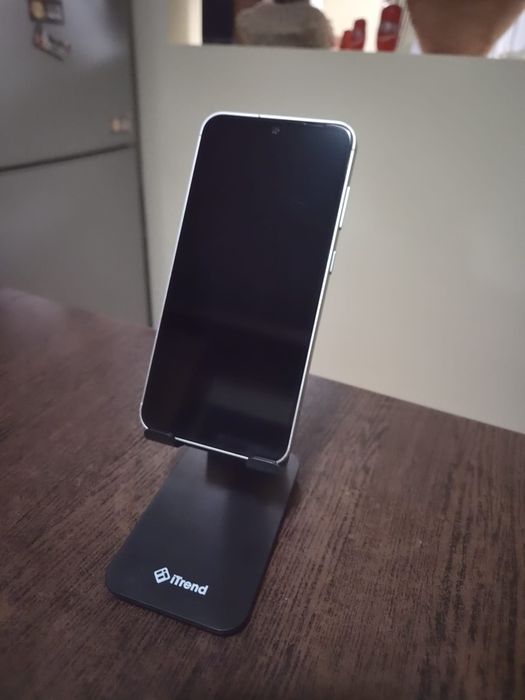 Samsung S23FE 128Gb, 8Gb RAM