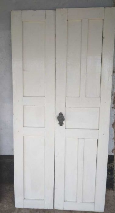 Агаш есык, деревянный дверь