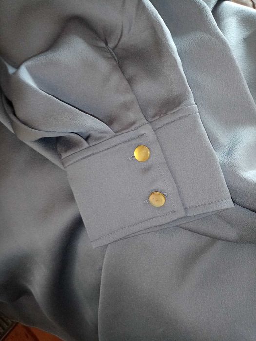 Продавам  официални черни рокли  и сива официална рокля