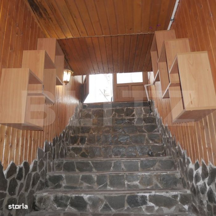 Casa de vanzare, 160 mp, zona Centrala