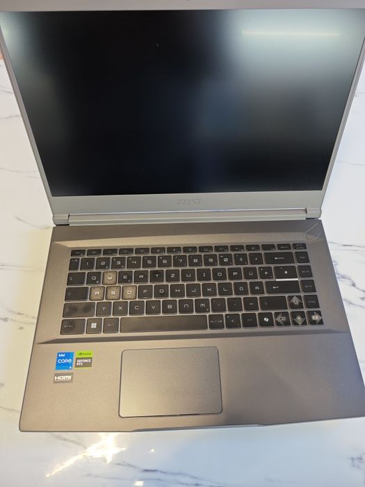 Геймърски MSI Thin 15 / i5-13gen /24GB / ssd