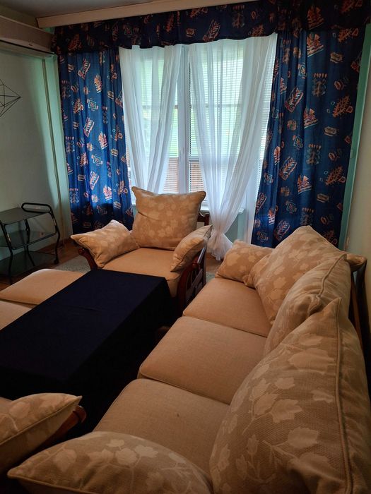 Дава се под наем Тристаен апартамент в Варна, Център - 75 кв.м за 450 € - Снимка #1