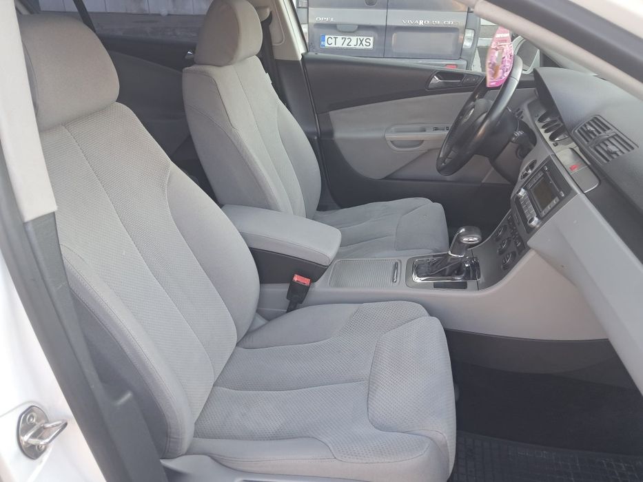 VOlkswagen passat Model  B6 Higline 2.0 TDI 140cp  Transmisie Automat Dsg 6+1  V/M  Sport an 2008