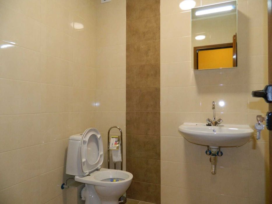 Дава се под наем Тристаен апартамент в София, Витоша - 107 кв.м за 816 € - Снимка #7