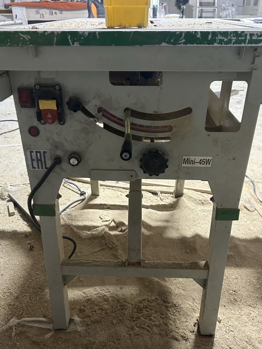 Продам мини распиловочный