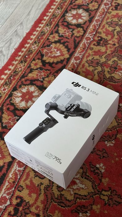 Стабилизатор DJI RS3 Mini