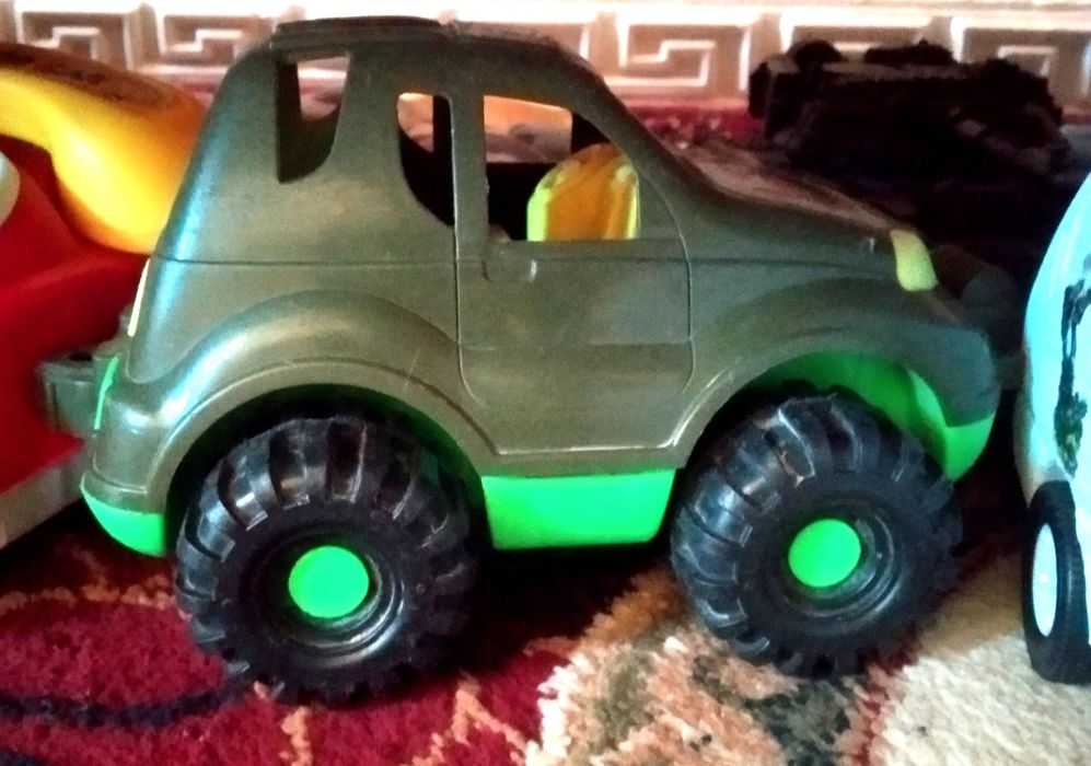 Детские игрушки игры киндер хар хил машина сотилади ! Tayyor biznes.!