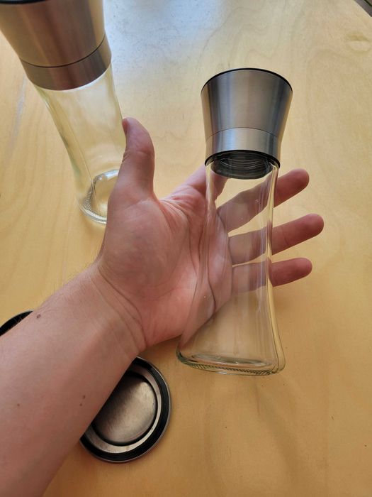 Комплект за сол и пипер - стъклени мелнички