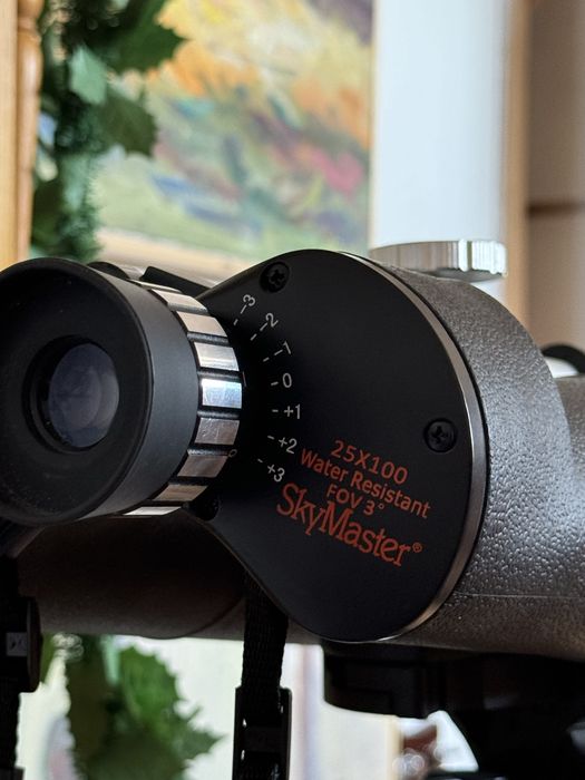 Binoclu SkyMaster 25x100