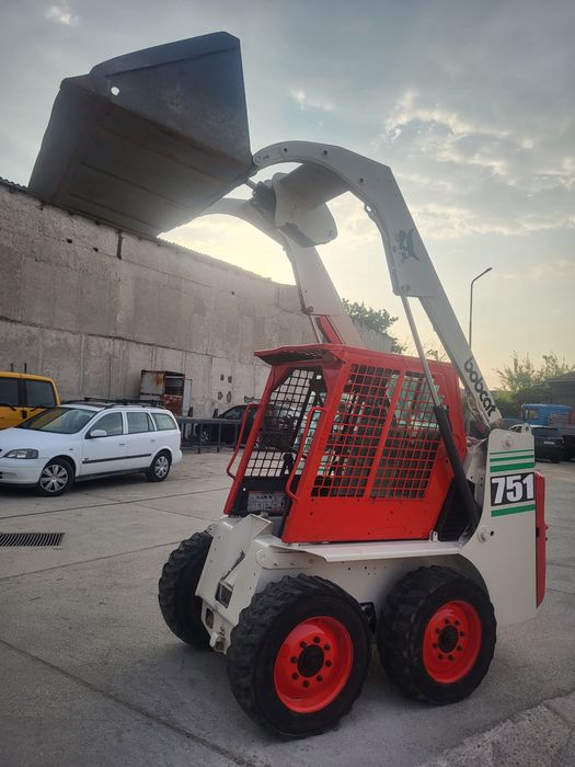 Mini incarcator Bobcat