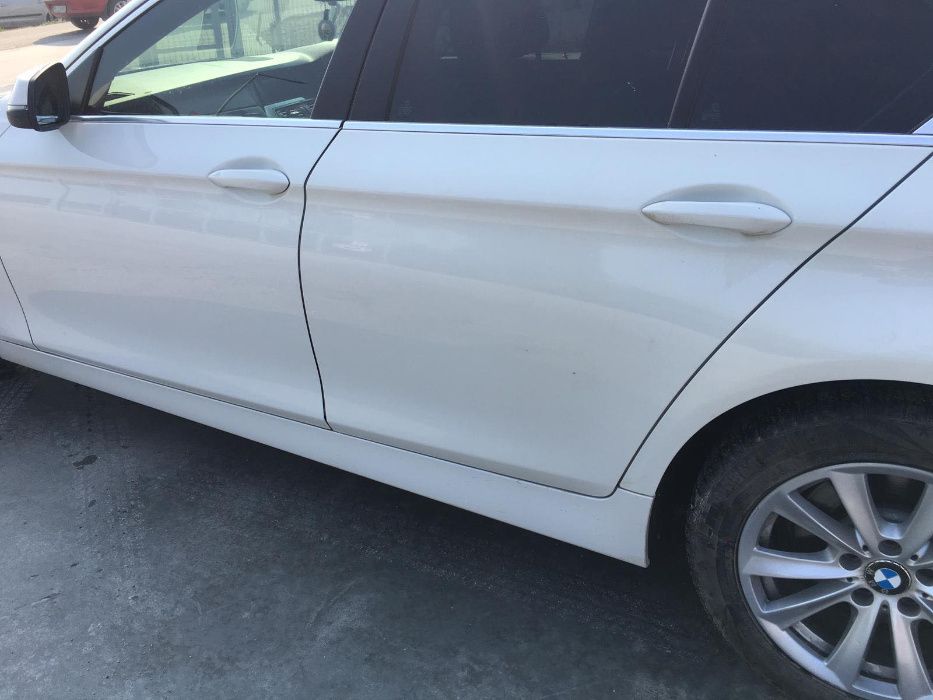 Dezmembrez piese BMW Seria 5 F10 LCI