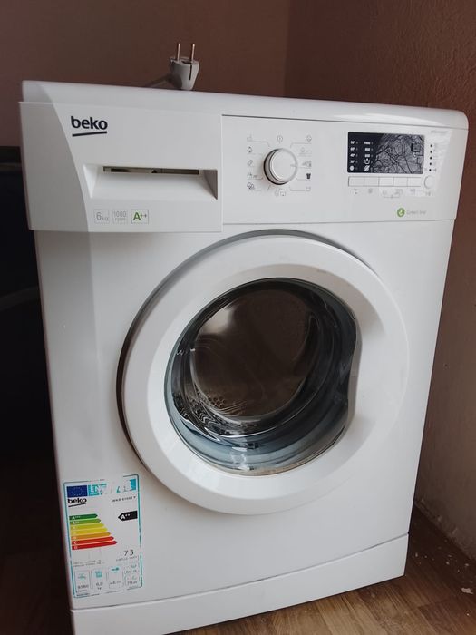 Vând mașină de spălat Beko în bună stare de funcționare!!