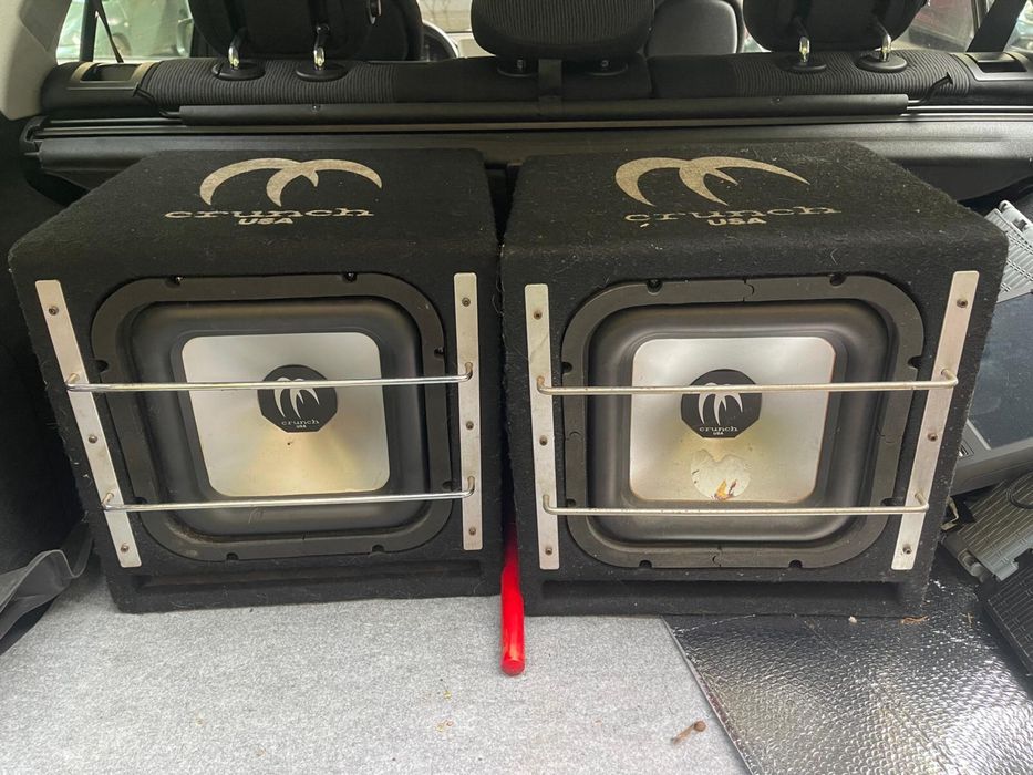 Vand 2x subwoofer Crunch/amplificator Panasonic CY-PA2003N/condensator Dietz