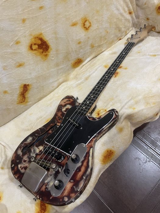 Jolana iris bass