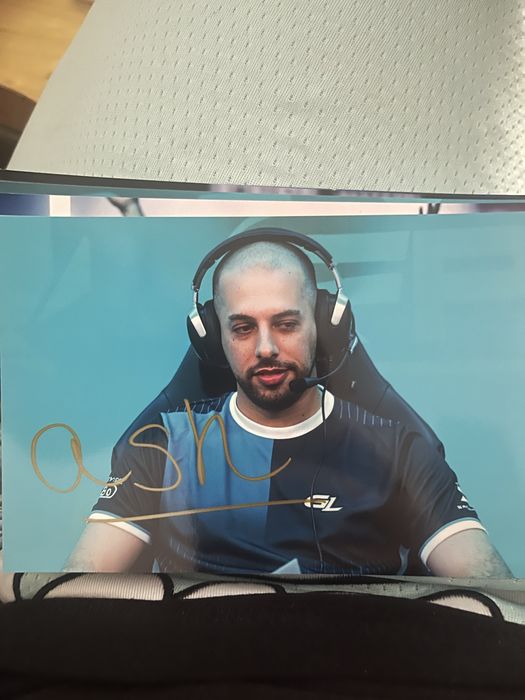 Autografe echipa Gamerlegion CS2 autentice