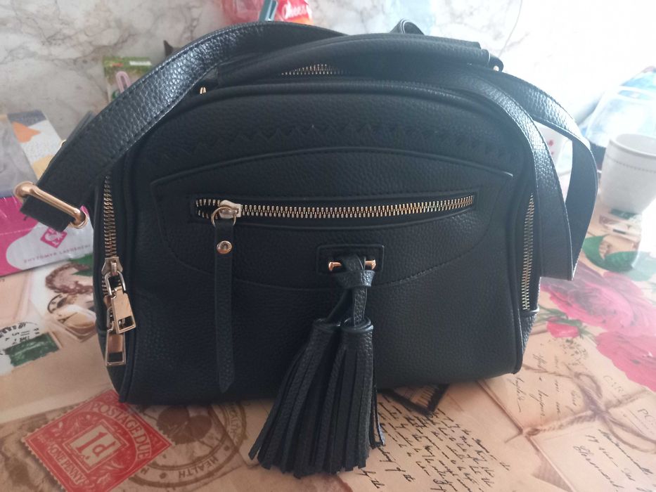 Geantă eleganta neagră