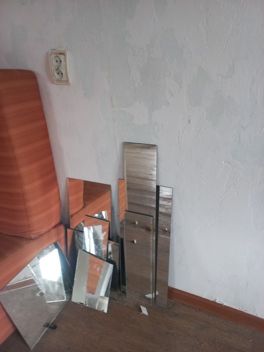 Продам зеркала остатки.