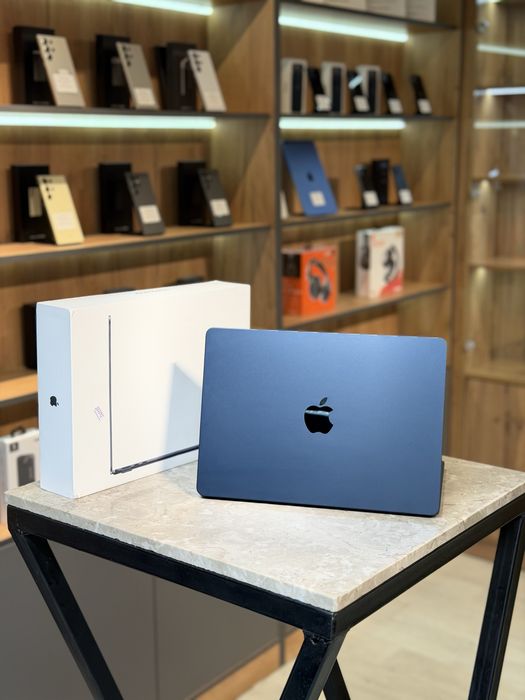 MacBook Air M2 / PhoneLab