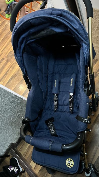 Продам коляску Adamex Quatro Monza 19