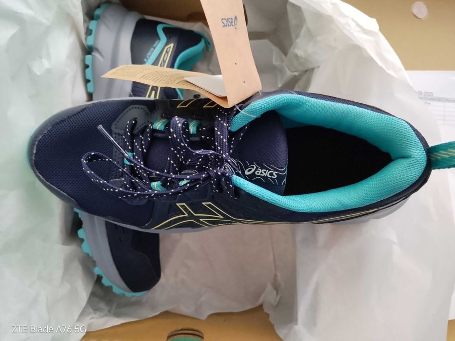 Маратонки a Asics 42 номер