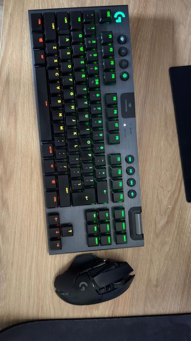 Tastatura Logitech G 915 tkl light speed mouse gaming Logitech G 502