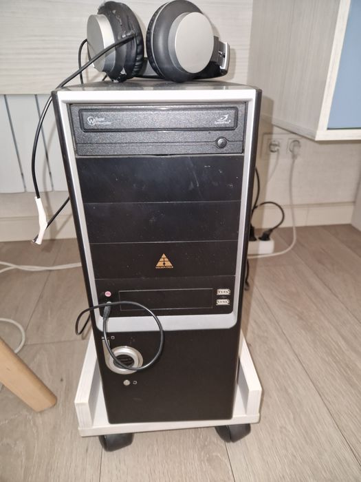 Продам рабочий компьютер для работы