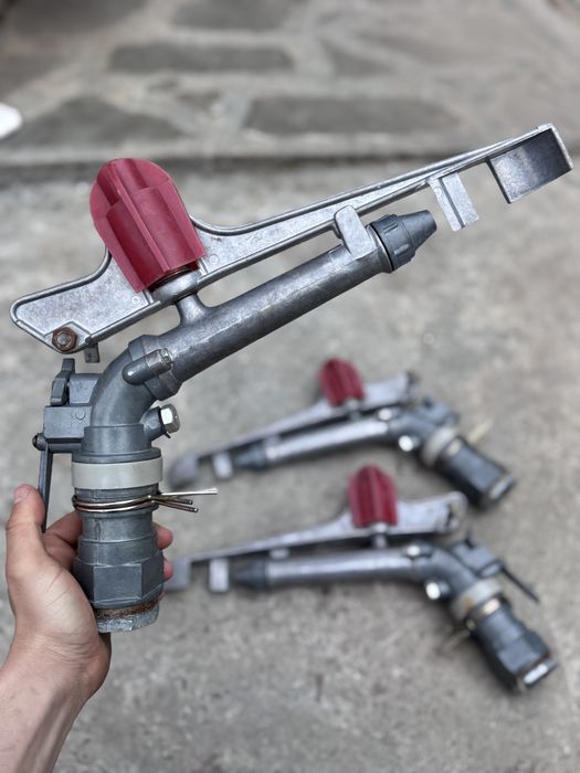 Aspersoare irigat cu impact rotativ pulsator