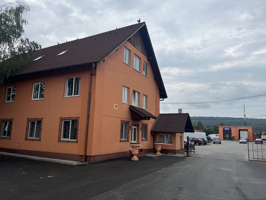 Inchiriere 10 Birouri Mobilate-Utilate - Fagaras Central