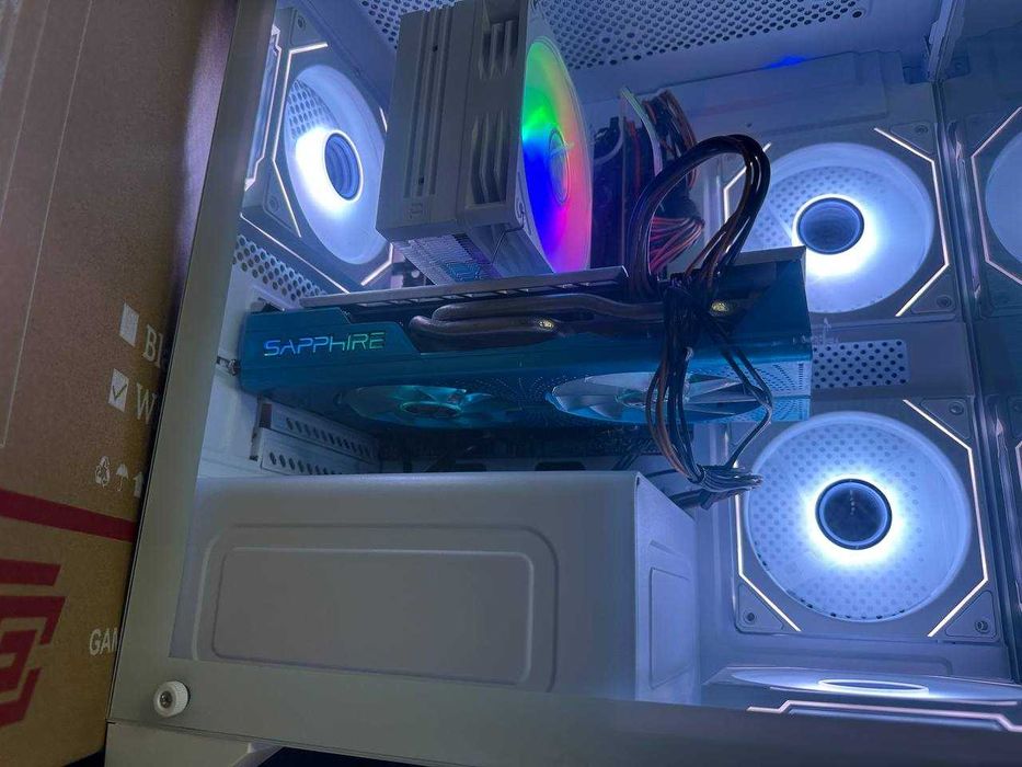 Игровой кейс / RX 590 gme 8gb / 16 gb ddr4 / SSD + 1 TB HDD