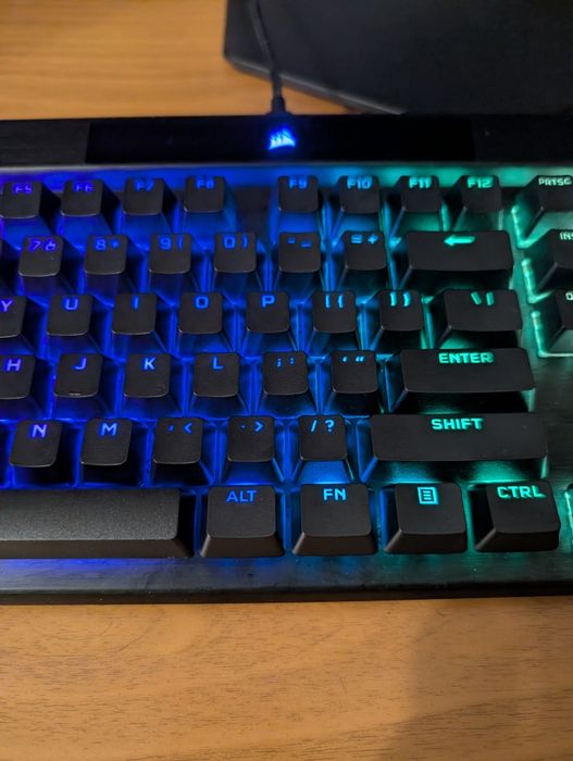 Tastatura Corsair K70 Pro (switch OPX)