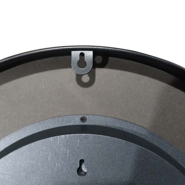 Уникална масичка-часовник