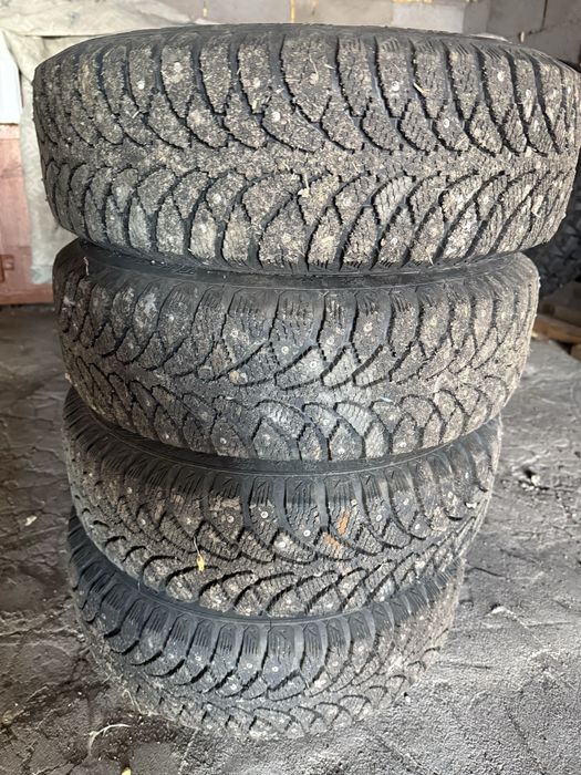 Шины зимнее отличном состоянии