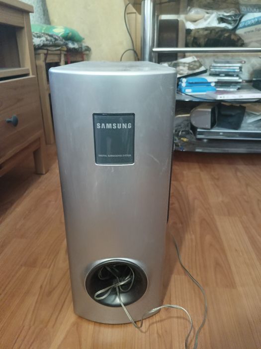 Музыкальная колонка на продажу