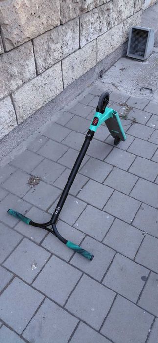 Тротинетка BESTIAL WOLF Rocky R12