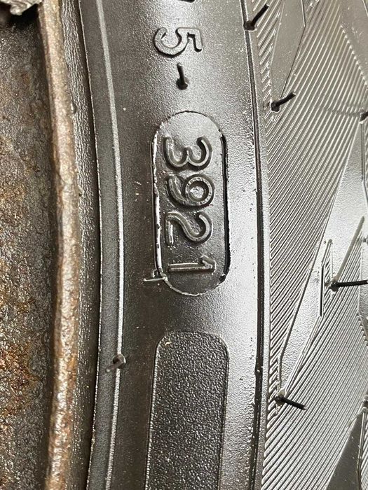 Cauciucuri de iarna NOKIAN SEASONPROOF 195/55/15 + jante de otel-2 buc