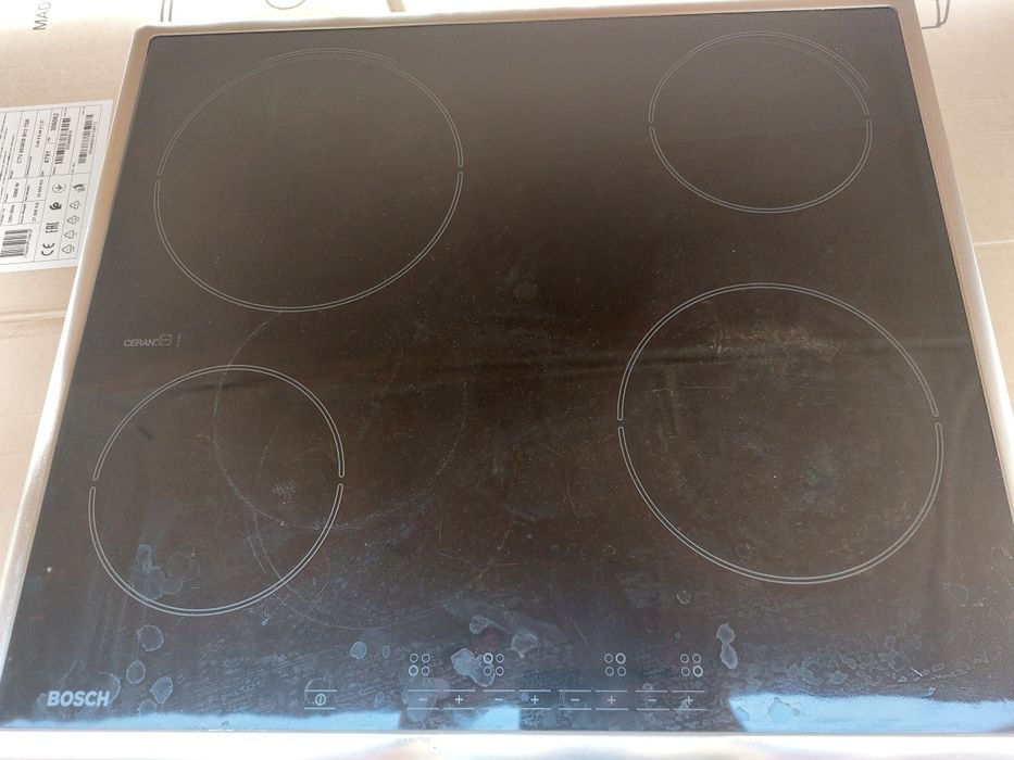 Стъкло за керамичен котлон Горение,Аристон, AEG, Bosch, Indesit