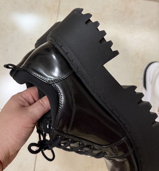 Боти зара официални