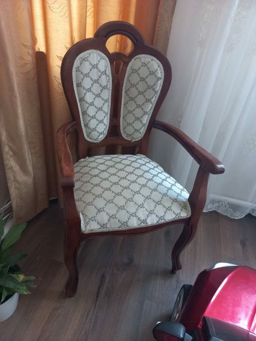 СРОЧНОкресло 2штСрочная продажа