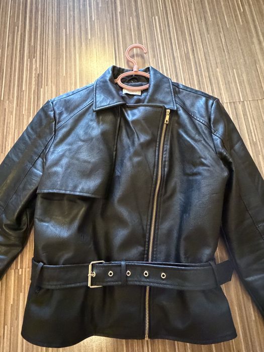 Geaca motivi piele , stil biker cu curea in talie