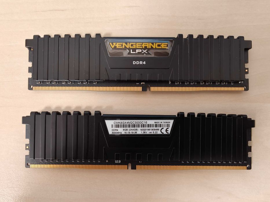corsair vengeance lpx 3000 second hand si noi de vanzare