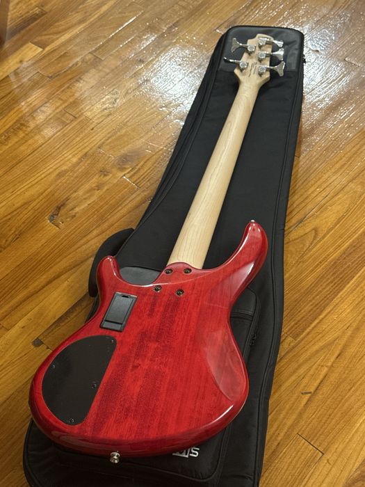 Cort Action Bass V Plus