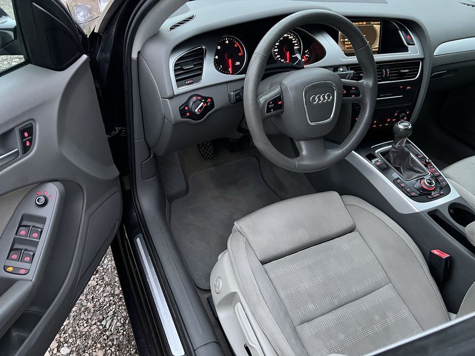 Audi A4 B8 2.0 D 2011 …DISTRONIC…